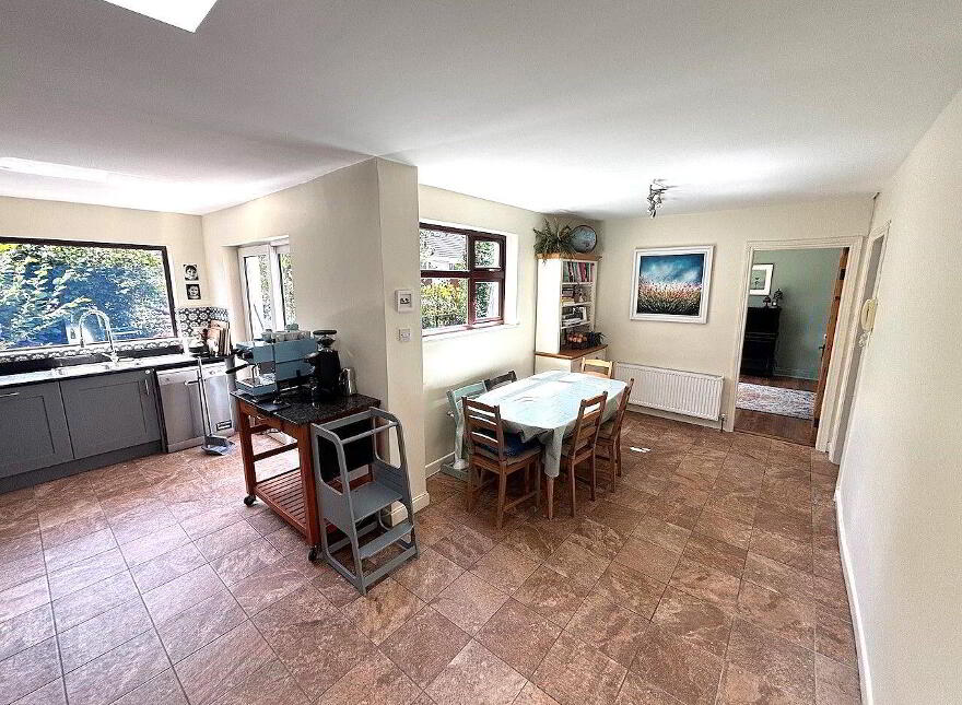 34 Ashleigh Gardens, Skehard Road, Blackrock, T12YRK6
