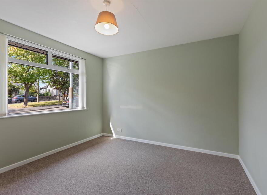 43 Donaghadee Road, Newtownards, BT23 7HB