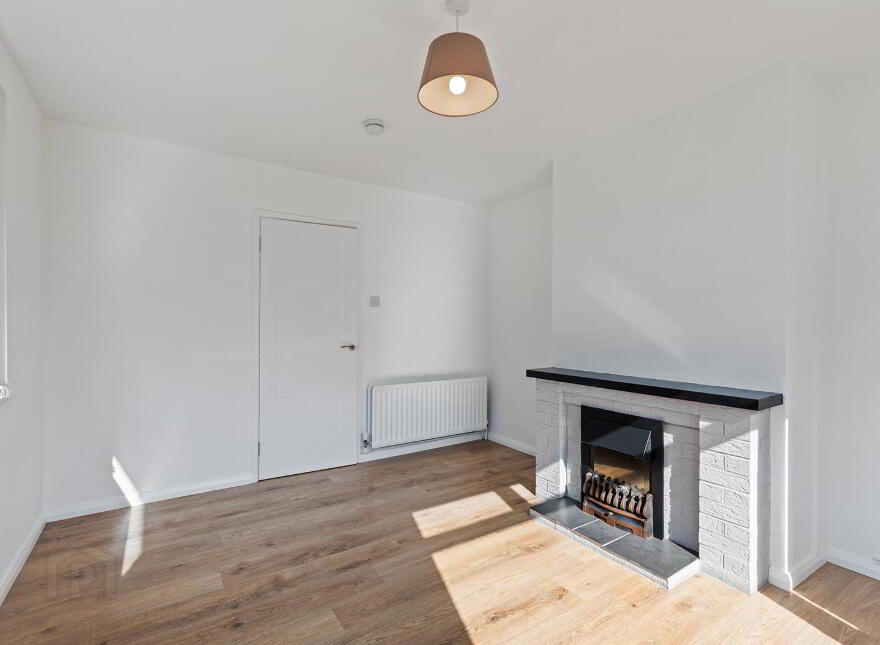 43 Donaghadee Road, Newtownards, BT23 7HB