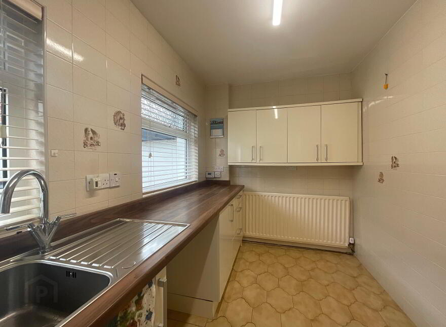 25 York Parade, Belfast, BT15 3QZ