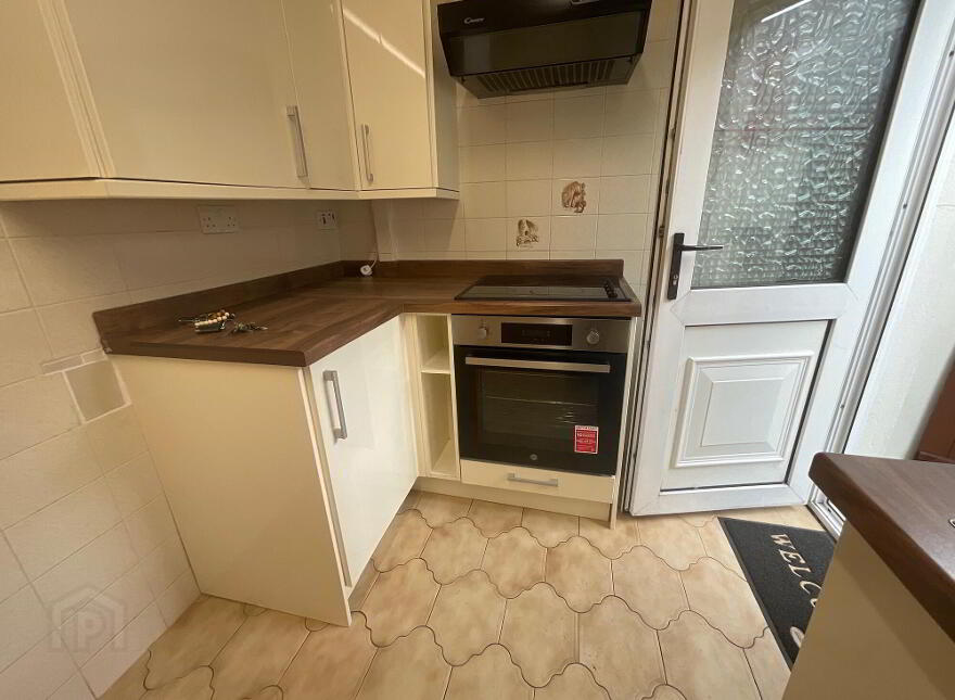25 York Parade, Belfast, BT15 3QZ