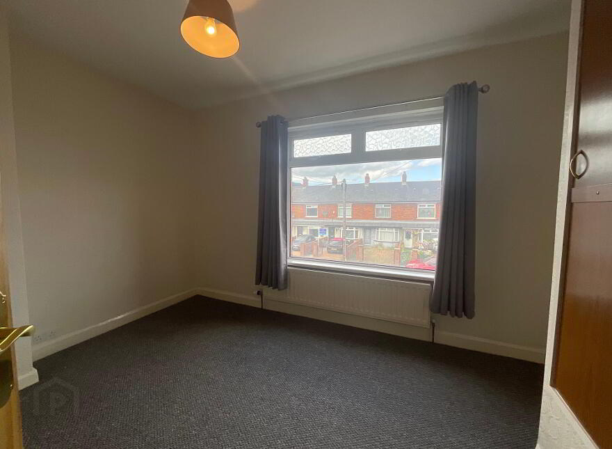 25 York Parade, Belfast, BT15 3QZ