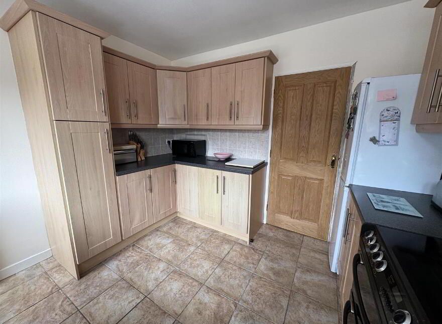 33 Woodland Grove, Antrim, BT41 4EF