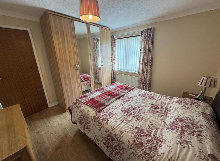 33 Woodland Grove, Antrim, BT41 4EF