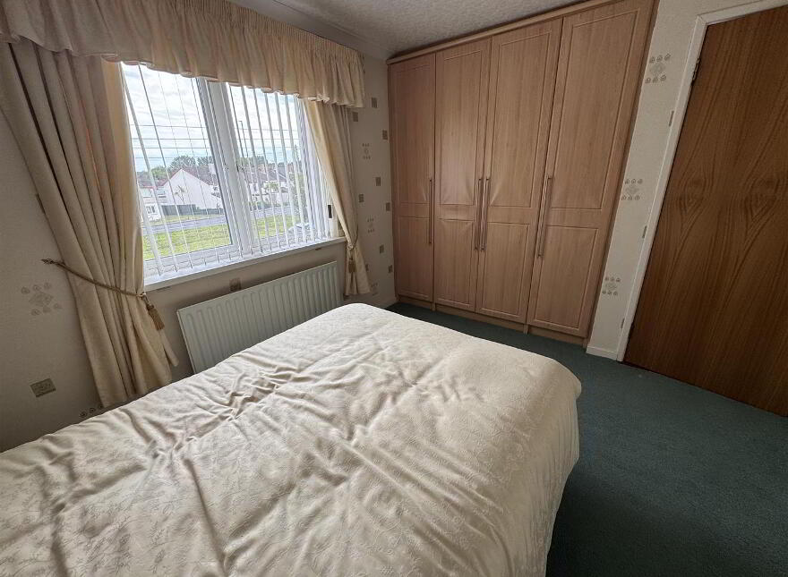 33 Woodland Grove, Antrim, BT41 4EF