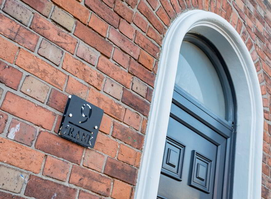 Room 3, 9 Frank Street, Belfast, BT5 4NW