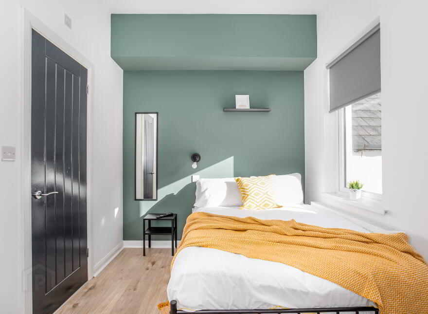 Room 3, 9 Frank Street, Belfast, BT5 4NW