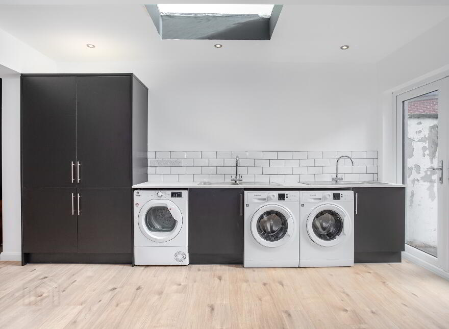 Room 3, 9 Frank Street, Belfast, BT5 4NW