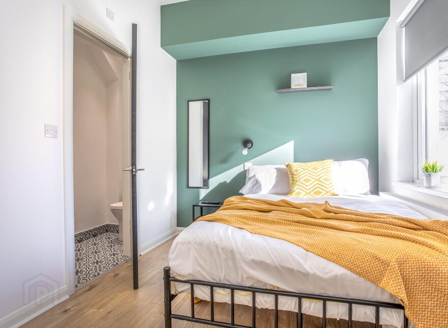 Room 3, 9 Frank Street, Belfast, BT5 4NW