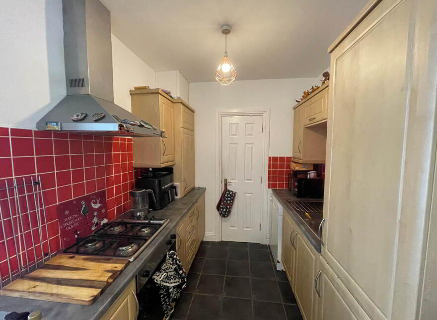 69 The Demesne, Belfast, BT8 8GT