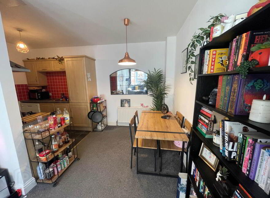 69 The Demesne, Belfast, BT8 8GT