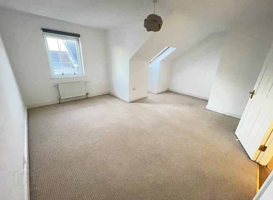 69 The Demesne, Belfast, BT8 8GT