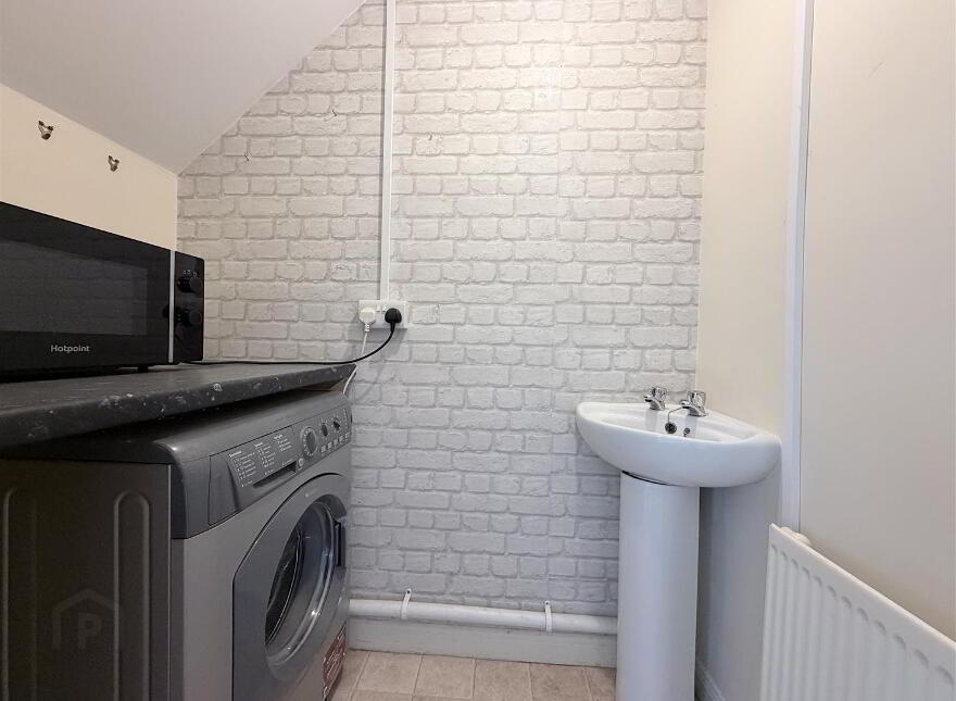 99 Gortin Meadows, Newbuildings, L'Derry, BT47 2TY