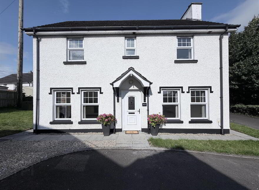 26 Brook Manor, Magheramason, L'Derry, BT47 2GD
