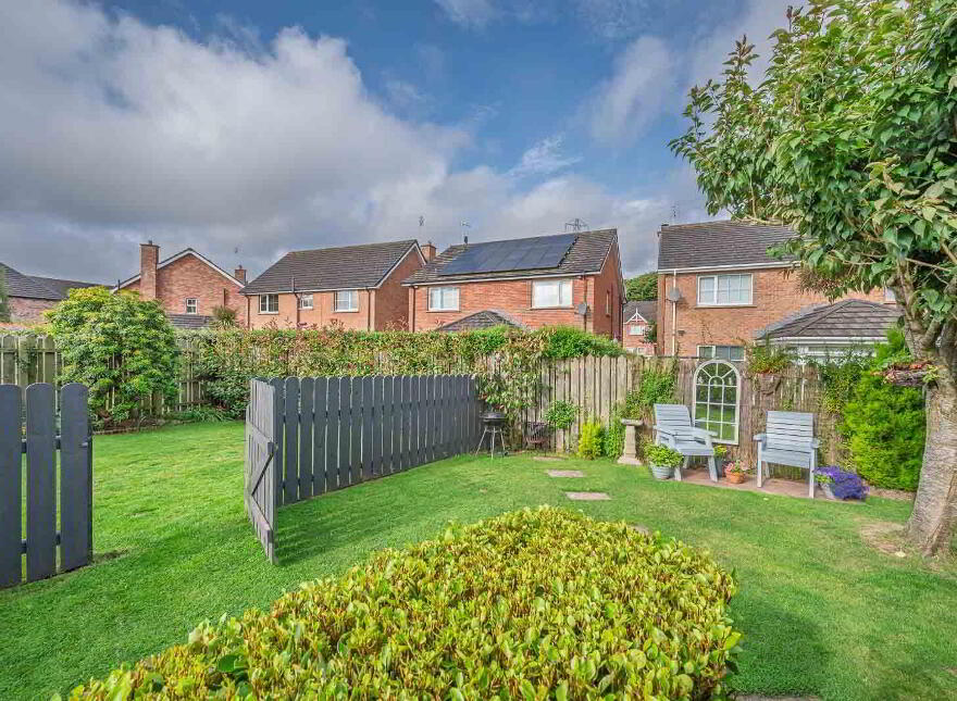 43 Beechfield Crescent, Bangor, BT19 7ZJ