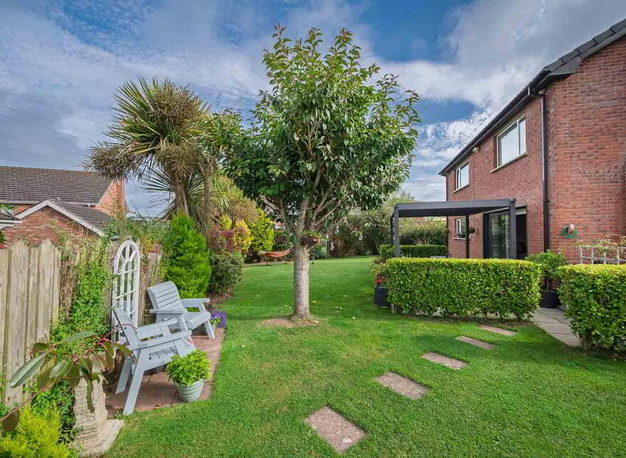 43 Beechfield Crescent, Bangor, BT19 7ZJ