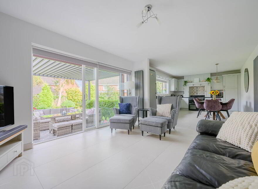 43 Beechfield Crescent, Bangor, BT19 7ZJ