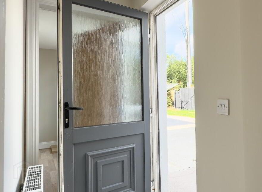 14 Griffith Avenue, Cootehill, H16AH77