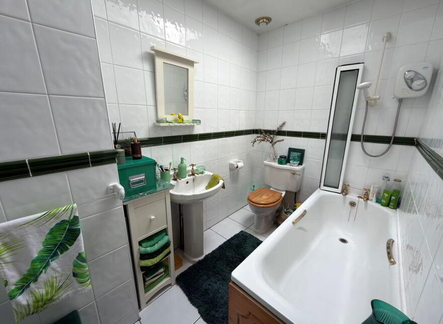 (Lot 27) 10 Nevins Row, Lisburn, BT27 5TF