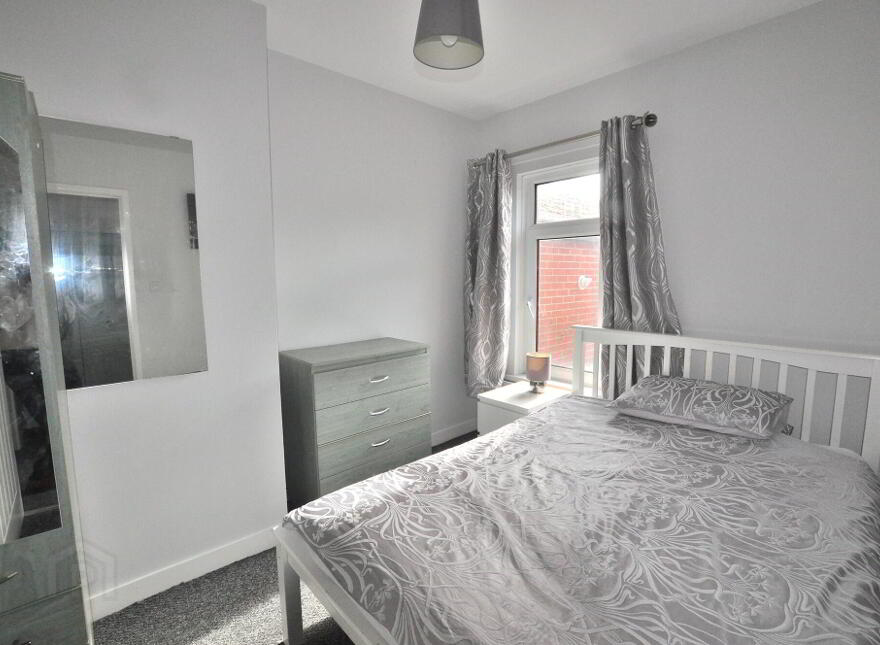 14 Egeria Street, Belfast, BT12 5PN