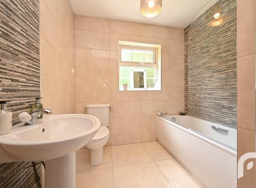 30 Glenavna Manor, Whiteabbey, Newtownabbey, BT37 0HW