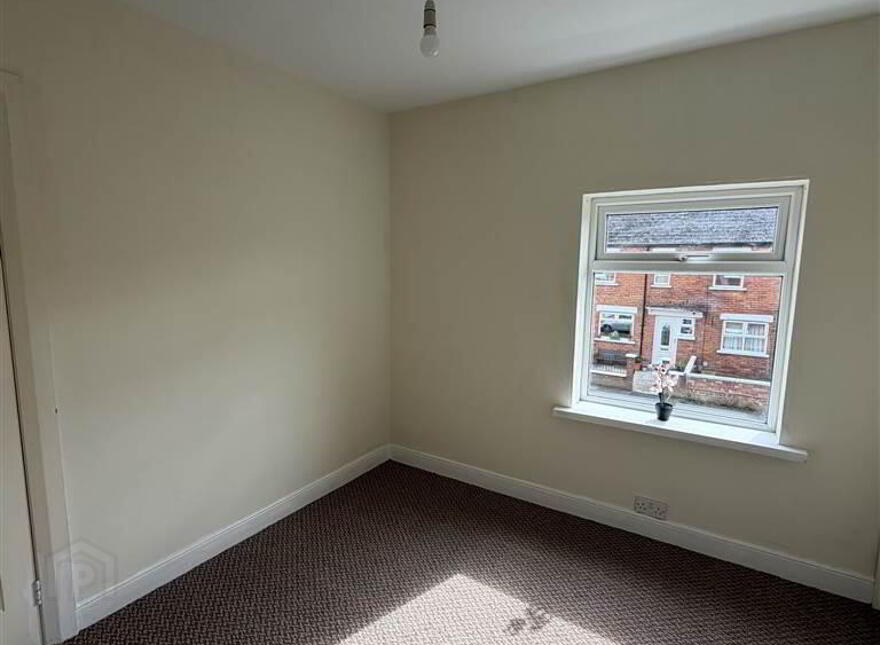 33 Ava Park, Ormeau, Belfast, BT7 3BX