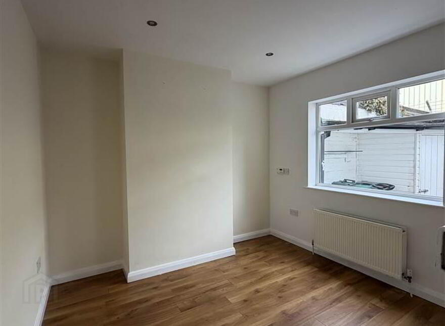 33 Ava Park, Ormeau, Belfast, BT7 3BX