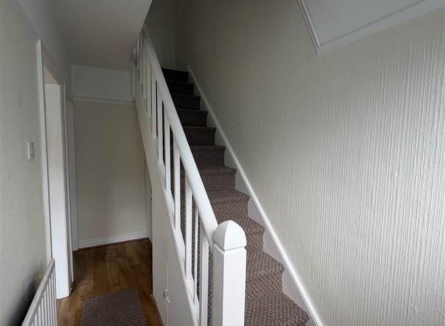 33 Ava Park, Ormeau, Belfast, BT7 3BX
