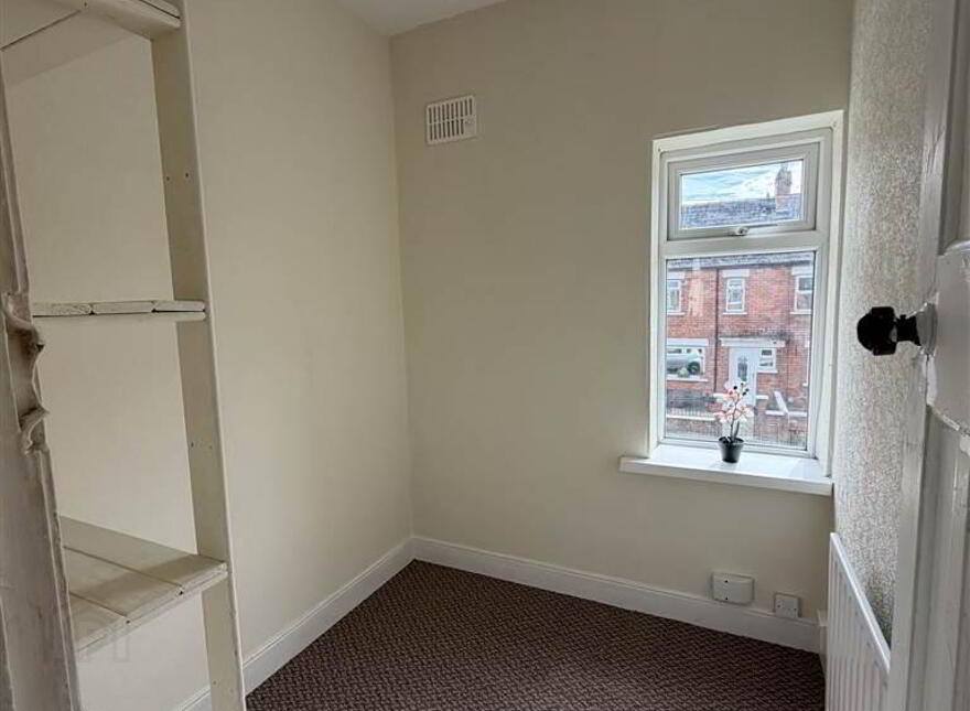 33 Ava Park, Ormeau, Belfast, BT7 3BX