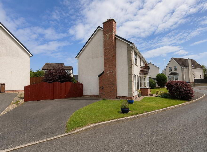 5 Coolnagard Meadows, Omagh, BT78 1AU
