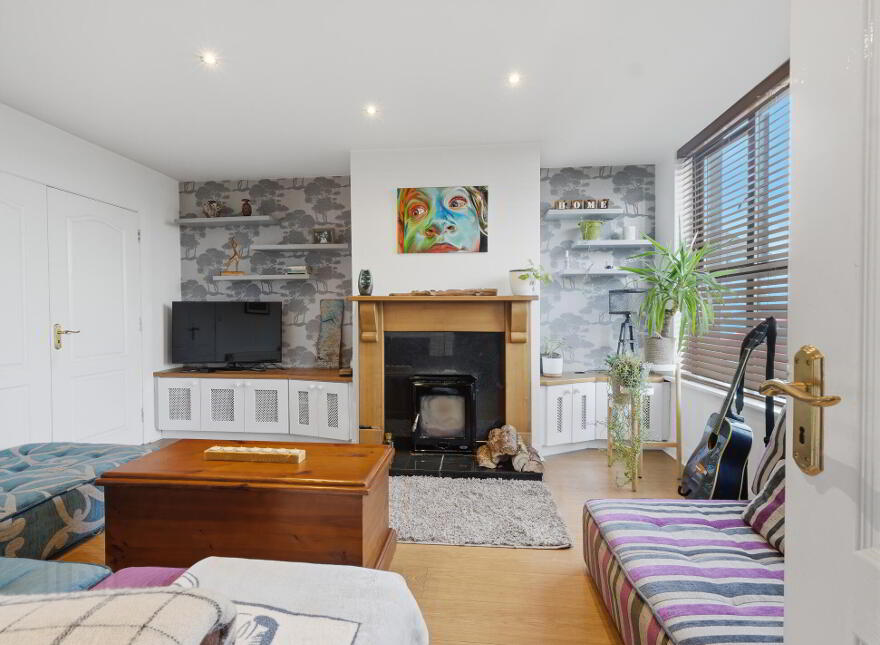 35 Glenbrook, Knock, F12TV26