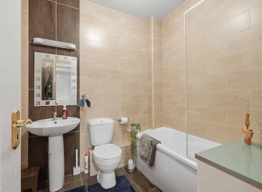 35 Glenbrook, Knock, F12TV26