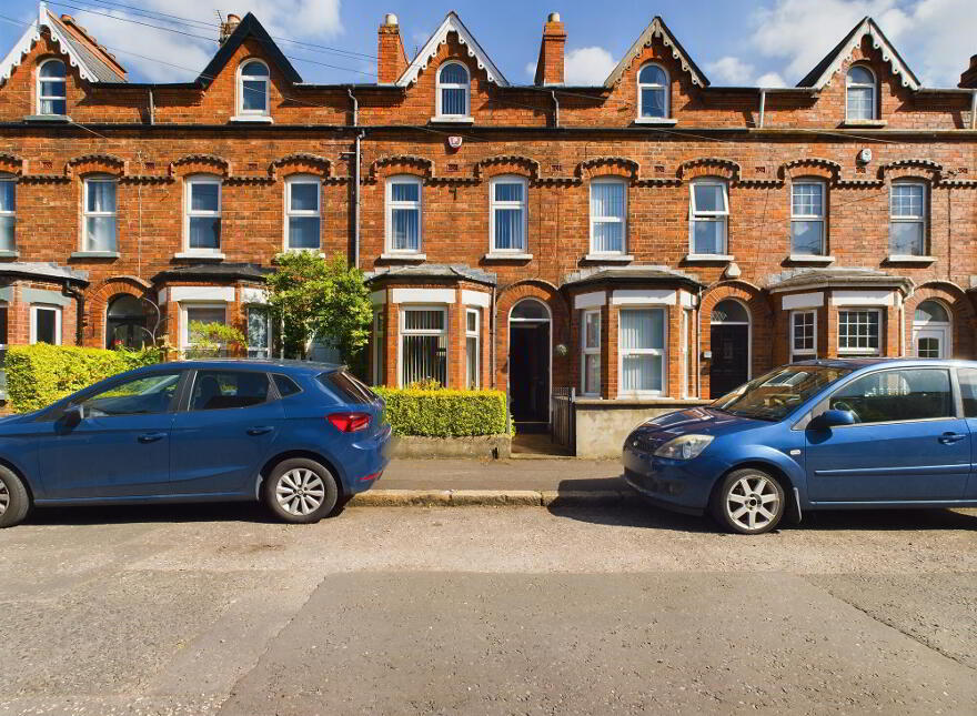 38 St Ives Gardens, Stranmillis, Belfast, BT9 5DN