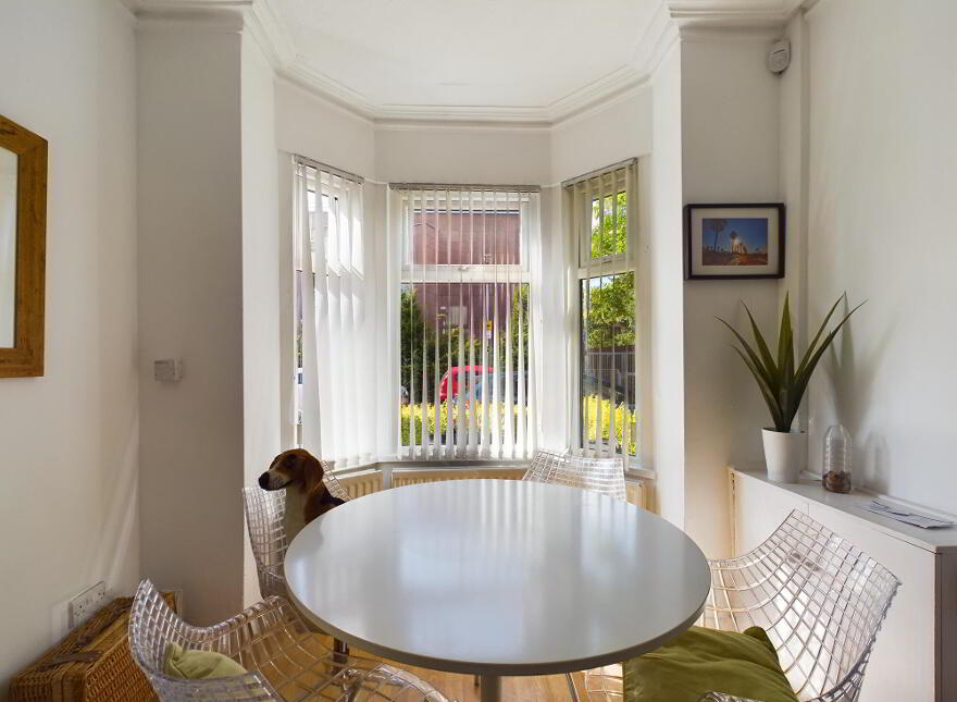 38 St Ives Gardens, Stranmillis, Belfast, BT9 5DN