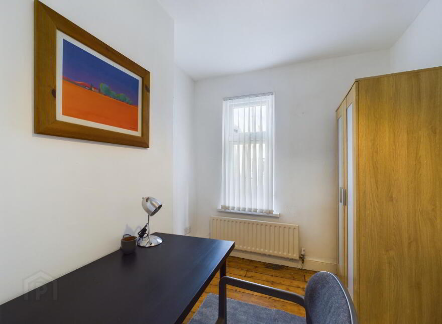 38 St Ives Gardens, Stranmillis, Belfast, BT9 5DN