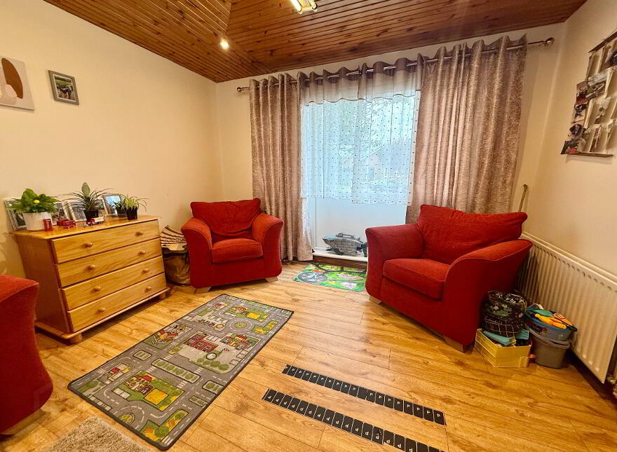6 Woodford Park, Armagh, BT60 2BB