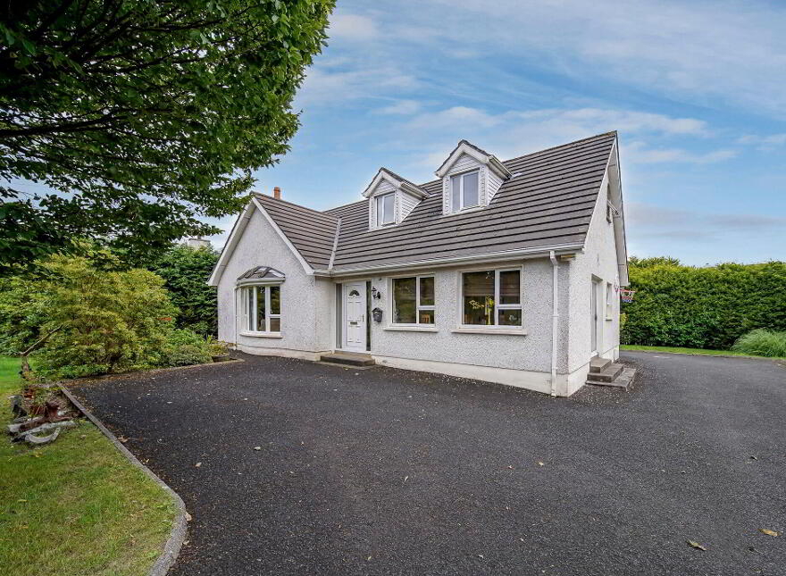 Erin's Cottage, College Farm Road, Letterkenny, F92DY7T