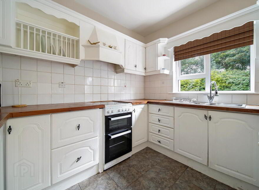 Erin's Cottage, College Farm Road, Letterkenny, F92DY7T