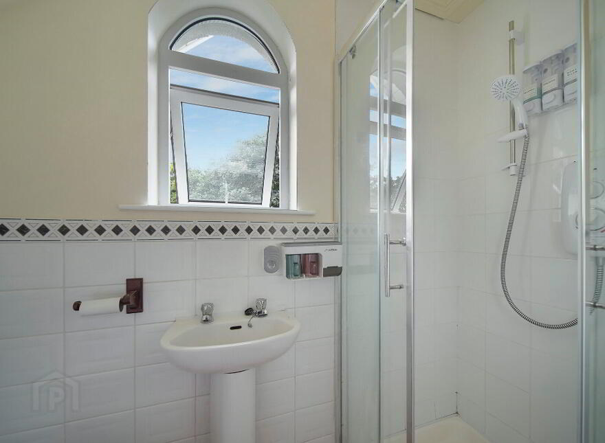 Erin's Cottage, College Farm Road, Letterkenny, F92DY7T