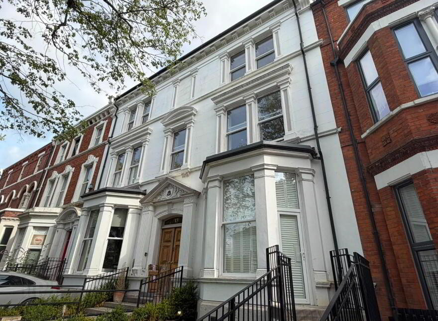 Apartment 3 13 Wellington Park, Belfast, BT9 6DJ