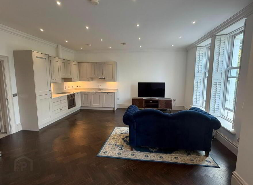 Apartment 3 13 Wellington Park, Belfast, BT9 6DJ