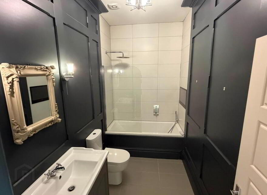 Apartment 3 13 Wellington Park, Belfast, BT9 6DJ