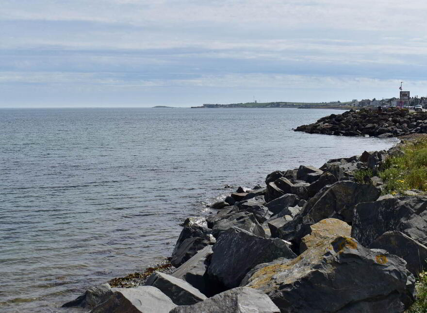 36 Shore Road, Ballyhalbert, Newtownards, BT22 1BJ