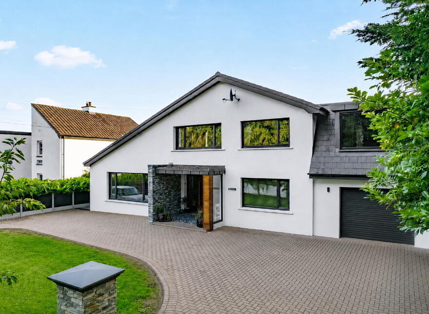 87 Mountsandel Road, Coleraine, BT52 1TA