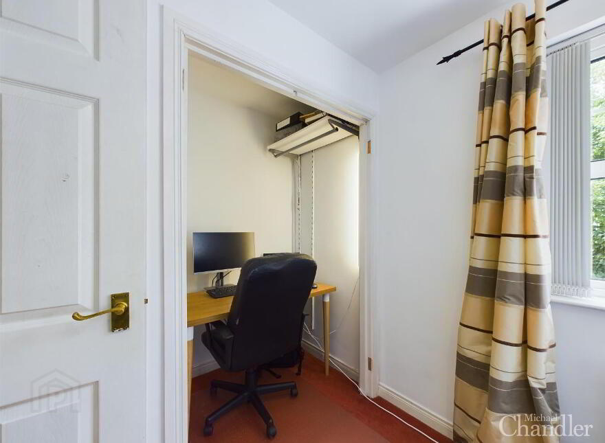 10 Ardenlee Court, Belfast, BT6 8QE