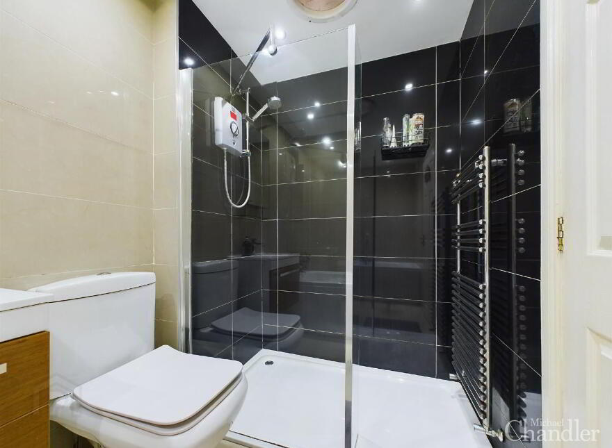 10 Ardenlee Court, Belfast, BT6 8QE