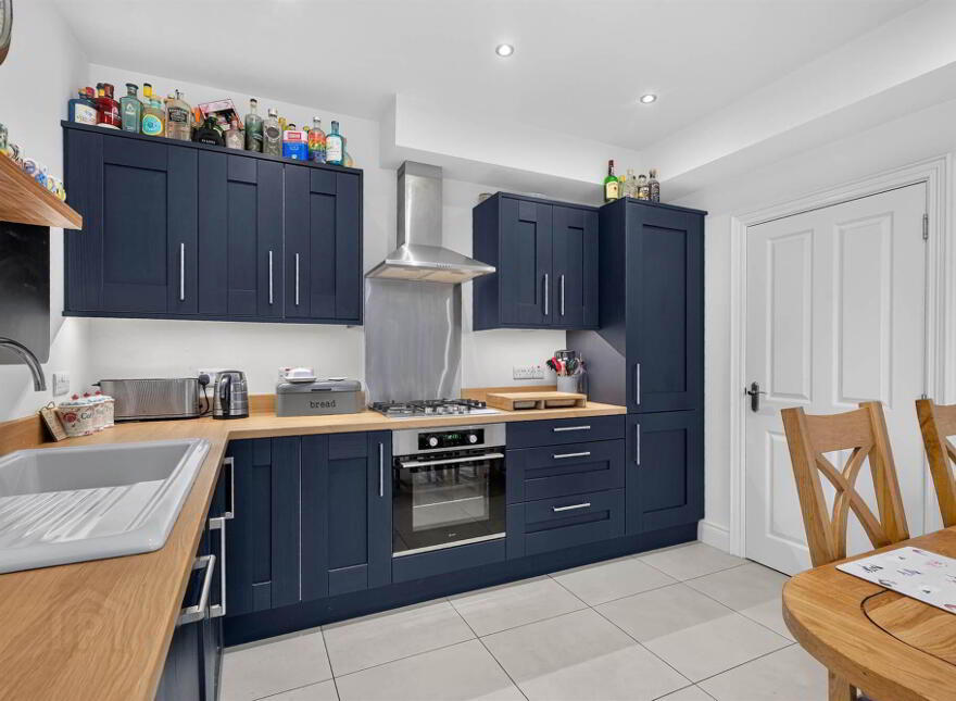43 Helens Wood Green, Bangor, BT19 1GD