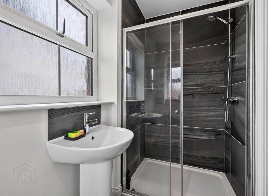 43 Helens Wood Green, Bangor, BT19 1GD