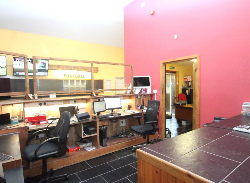 76 Main Street, Ballybay, A75W224