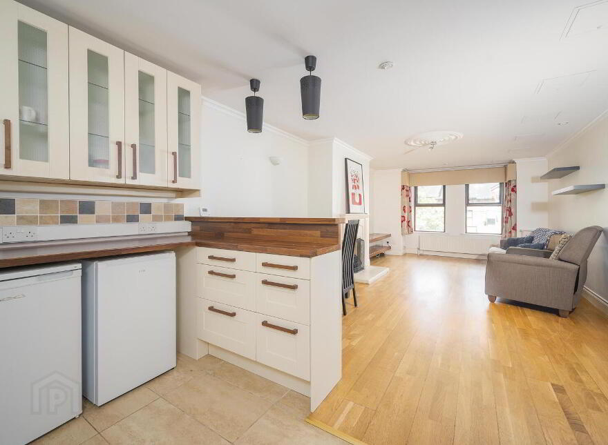 Apt 6 Myrtlefield Manor, 1 Myrtlefield Park, Belfast, BT9 6NE